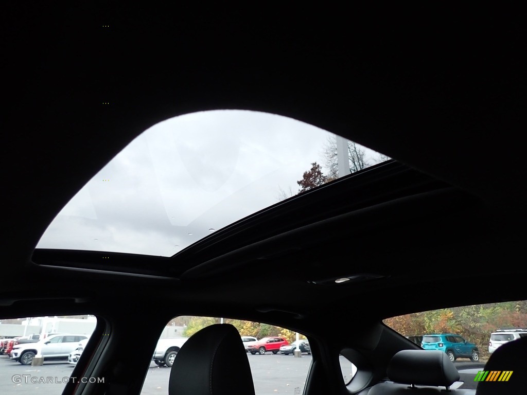 2020 Kia Forte GT-Line Sunroof Photos