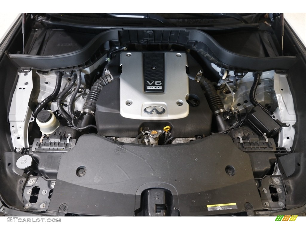 2017 Infiniti QX70 AWD Engine Photos