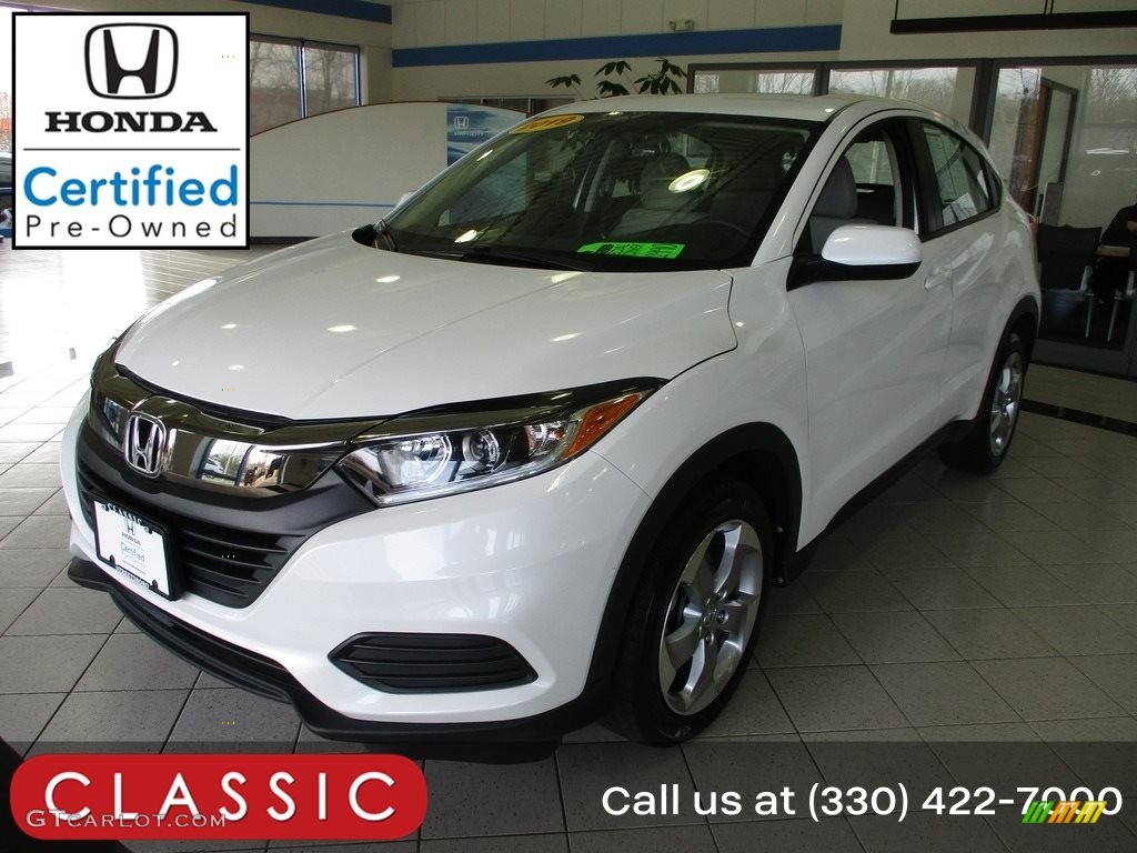 Platinum White Pearl Honda HR-V