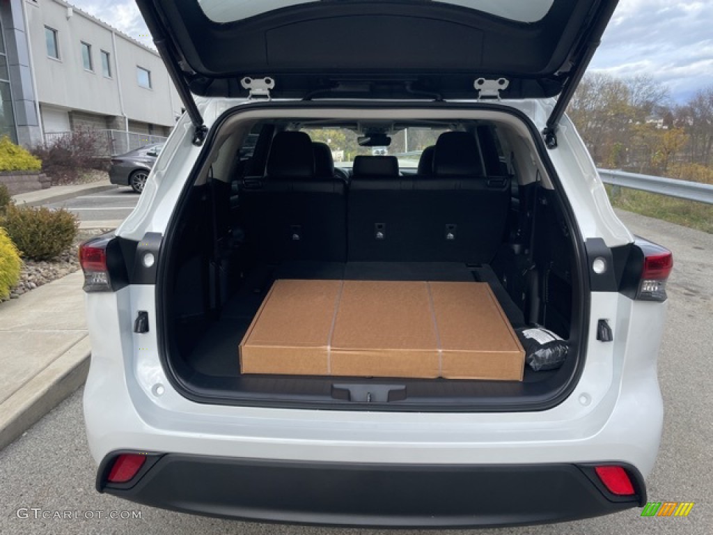 2023 Toyota Highlander XLE Trunk Photo #145133012