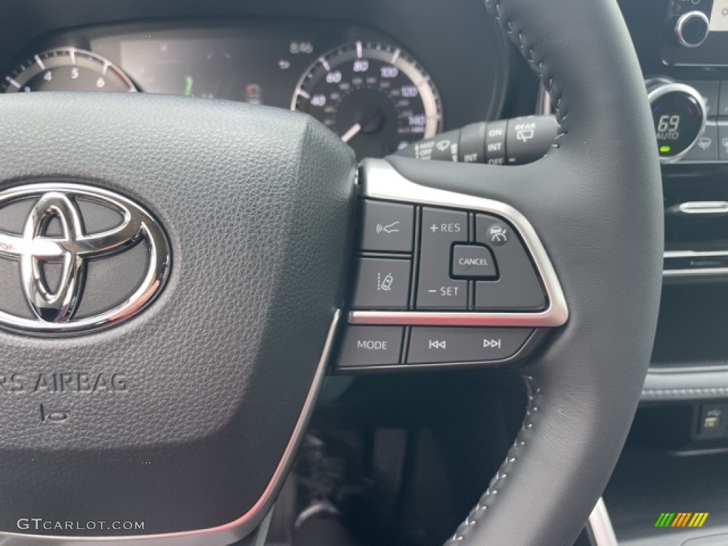 2023 Toyota Highlander LE Black Steering Wheel Photo #145133474