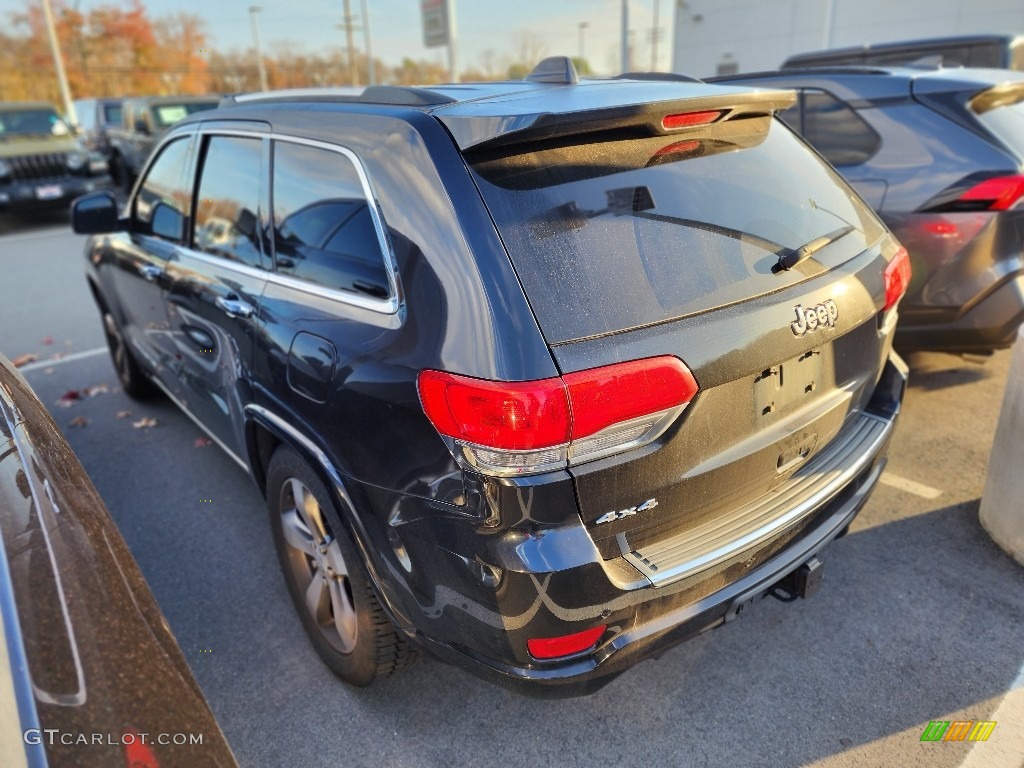 2016 Grand Cherokee Overland 4x4 - Brilliant Black Crystal Pearl / Black photo #7