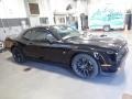 Pitch Black - Challenger R/T Scat Pack Shaker Photo No. 4