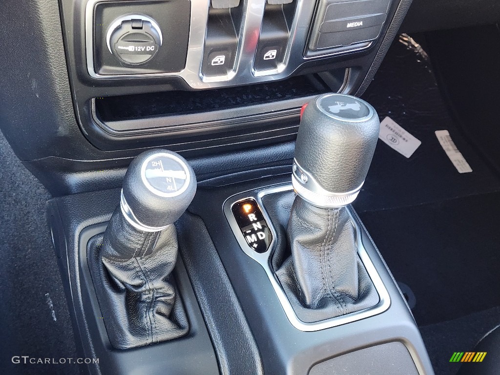 2023 Jeep Wrangler Freedom Edition 4x4 Transmission Photos