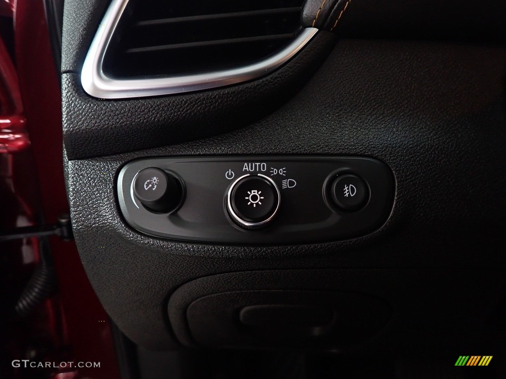 2017 Trax Premier AWD - Crimson Metallic / Jet Black photo #29
