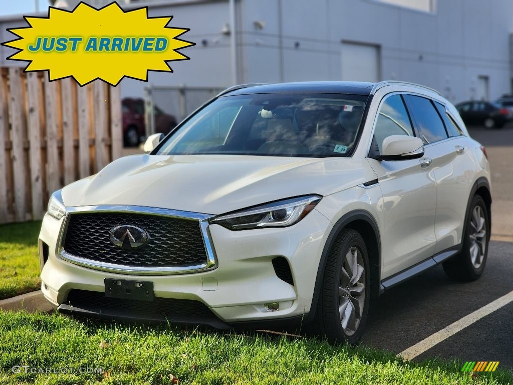 2019 QX50 Luxe AWD - Lunar White / Wheat photo #1