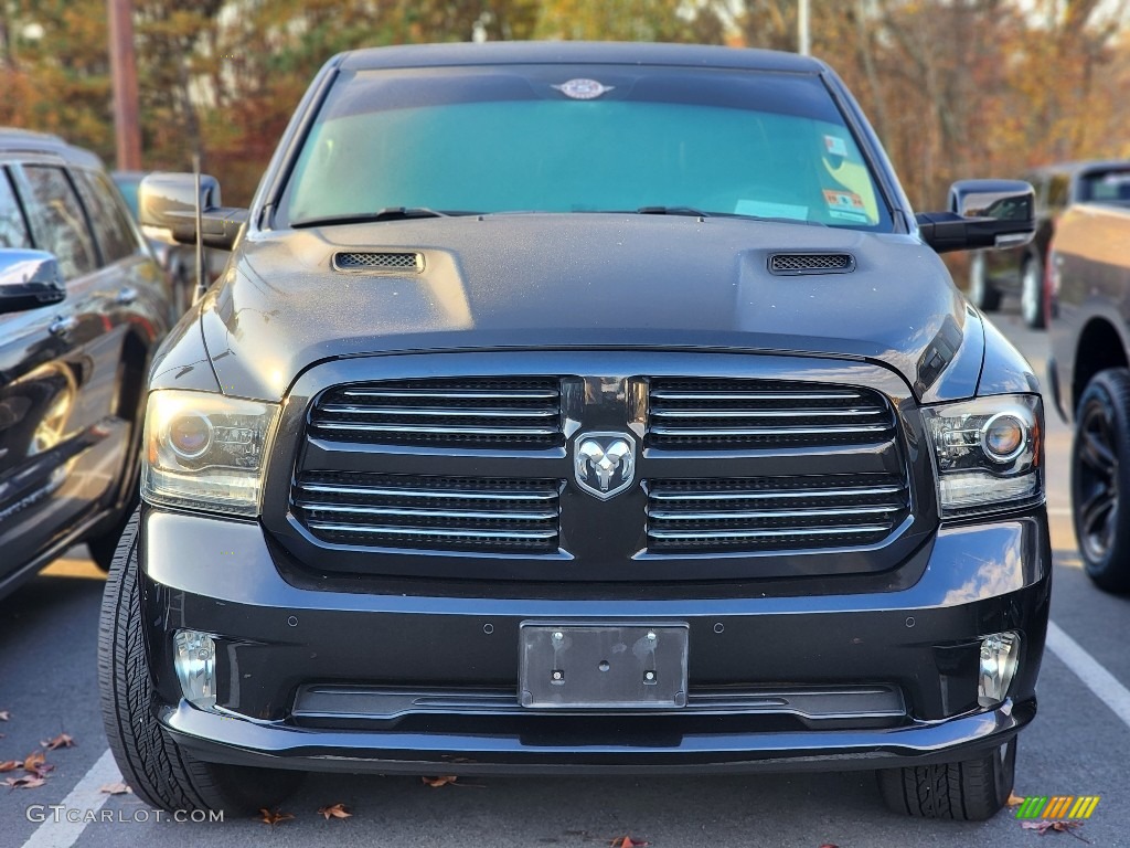 2017 1500 Sport Crew Cab 4x4 - Brilliant Black Crystal Pearl / Black photo #2