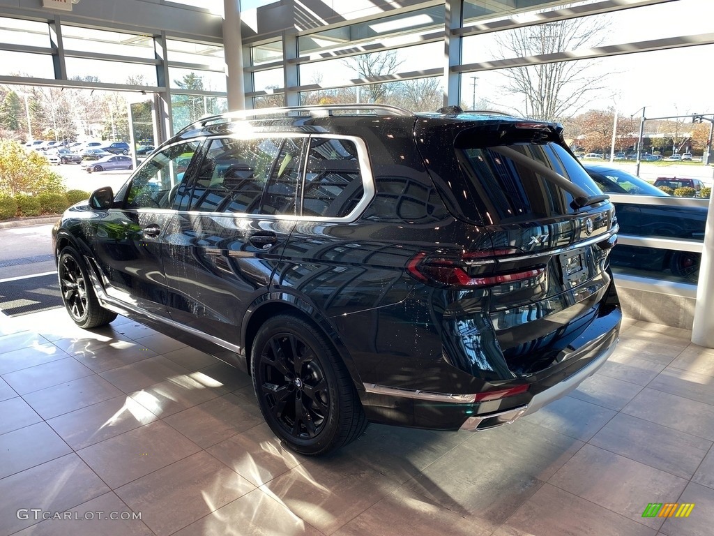2023 X7 xDrive40i - Black Sapphire Metallic / Tartufo photo #2