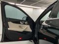 Black - E 300 Sedan Photo No. 20