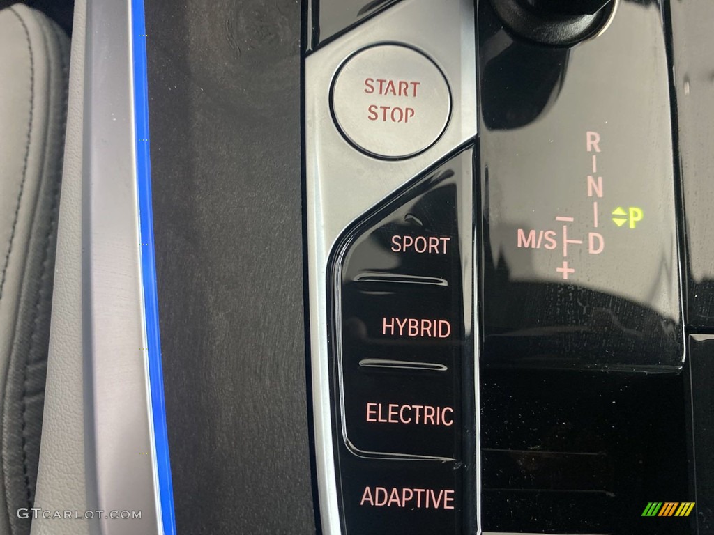 2023 BMW X5 xDrive45e Controls Photo #145145670
