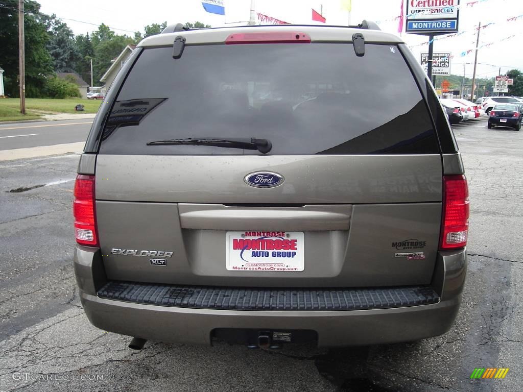 2005 Explorer XLT 4x4 - Mineral Grey Metallic / Graphite photo #4