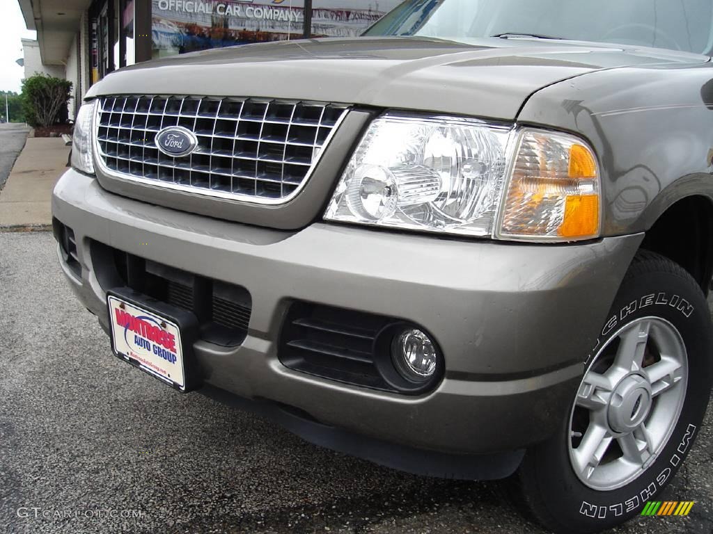 2005 Explorer XLT 4x4 - Mineral Grey Metallic / Graphite photo #9