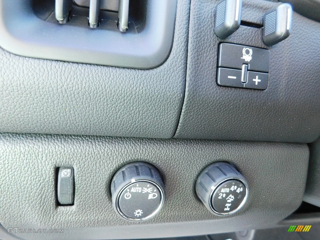 2022 Chevrolet Colorado ZR2 Crew Cab 4x4 Controls Photo #145150993