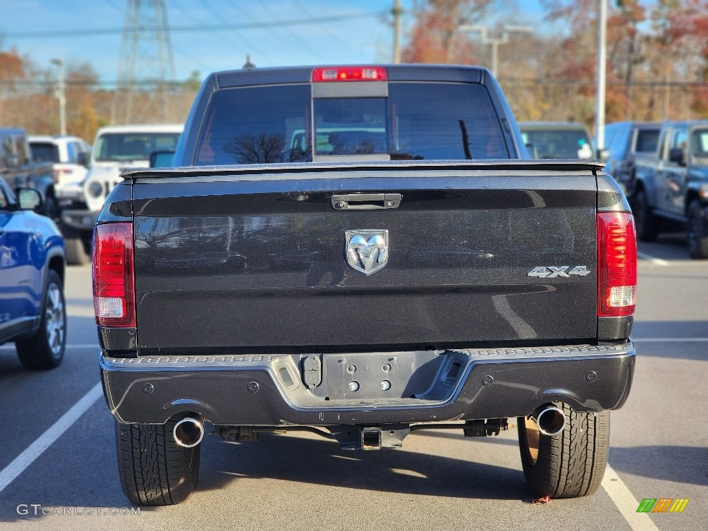 2017 1500 Sport Crew Cab 4x4 - Brilliant Black Crystal Pearl / Black photo #7