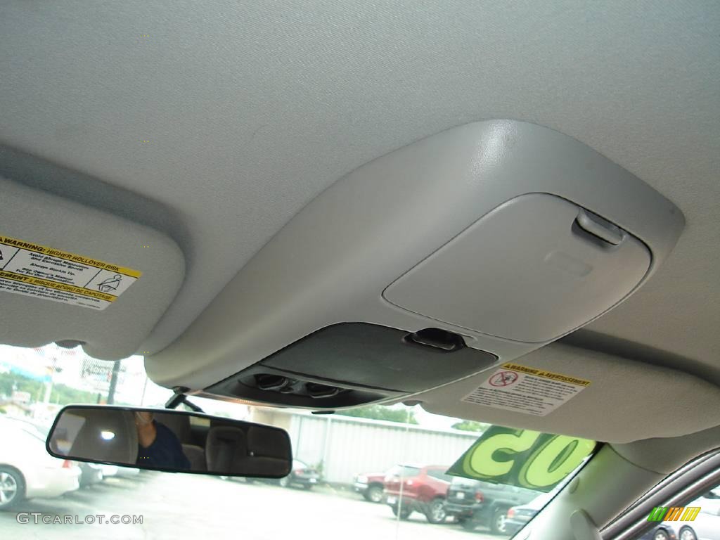 2005 Explorer XLT 4x4 - Mineral Grey Metallic / Graphite photo #19