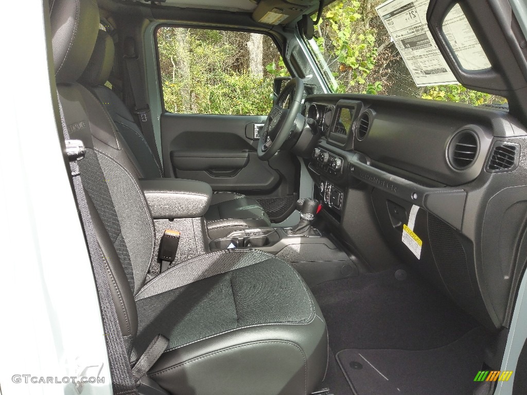 2023 Jeep Wrangler Unlimited Freedom Edition 4x4 Front Seat Photos