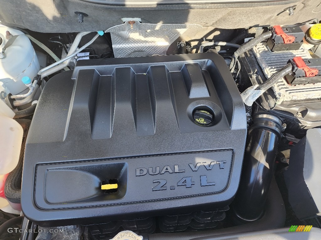 2015 Patriot High Altitude 4x4 - Bright White / Dark Slate Gray/Light Pebble Beige photo #21