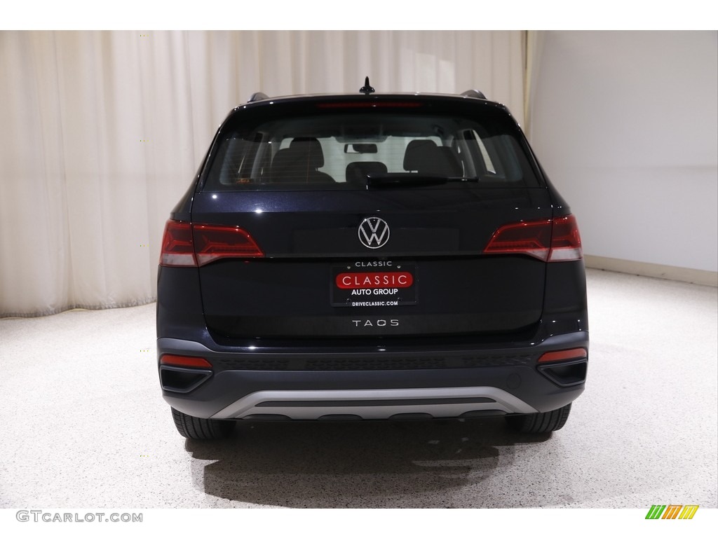 2022 Taos S - Deep Black Pearl / Gray/Black photo #17