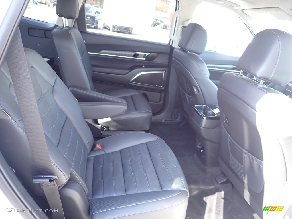 2023 Telluride SX AWD - Glacial White Pearl / Navy photo #10
