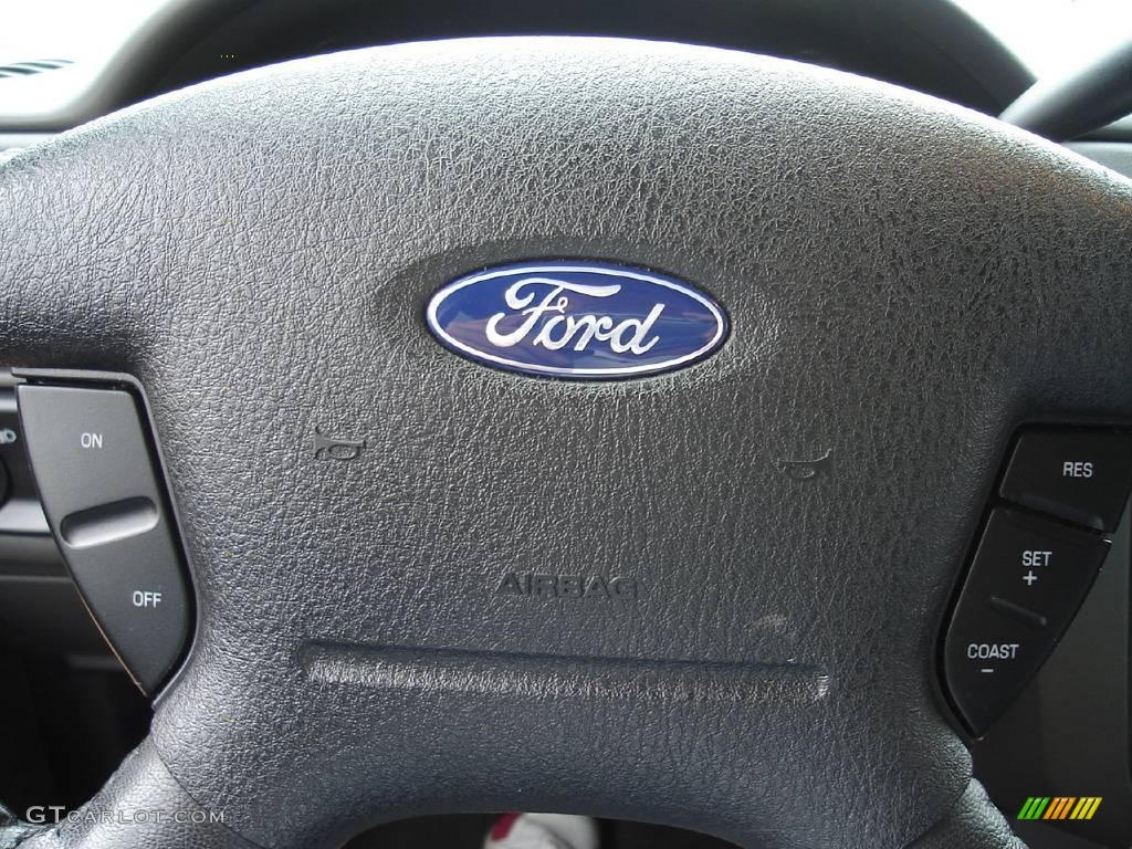 2005 Explorer XLT 4x4 - Mineral Grey Metallic / Graphite photo #27