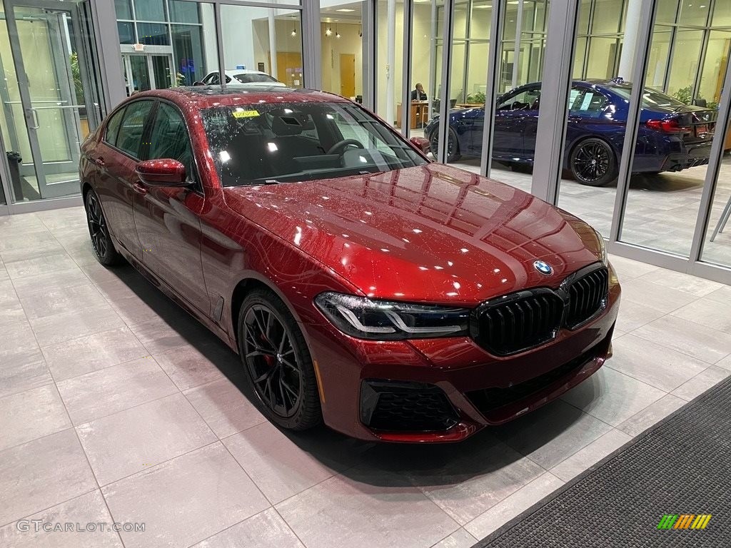 2023 5 Series 530i xDrive Sedan - Aventurin Red Metallic / Black photo #1