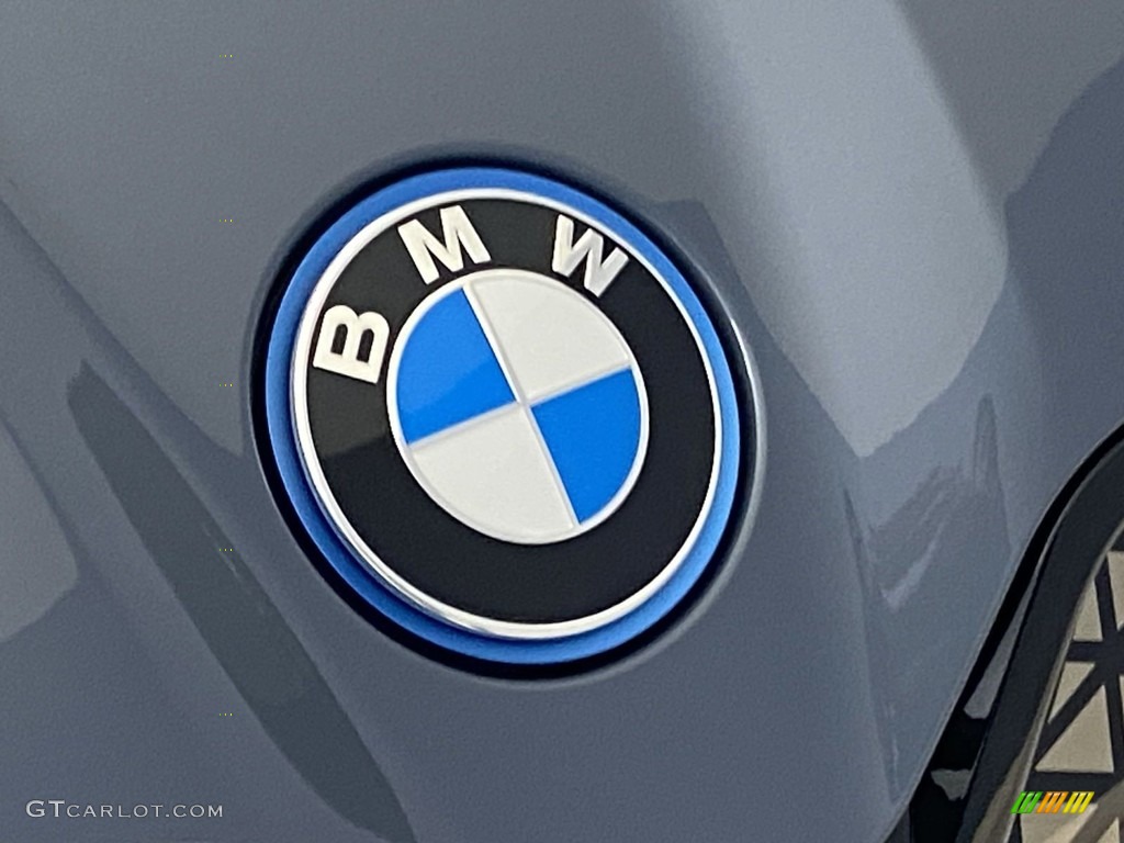 2023 BMW iX xDrive50 Marks and Logos Photo #145158136