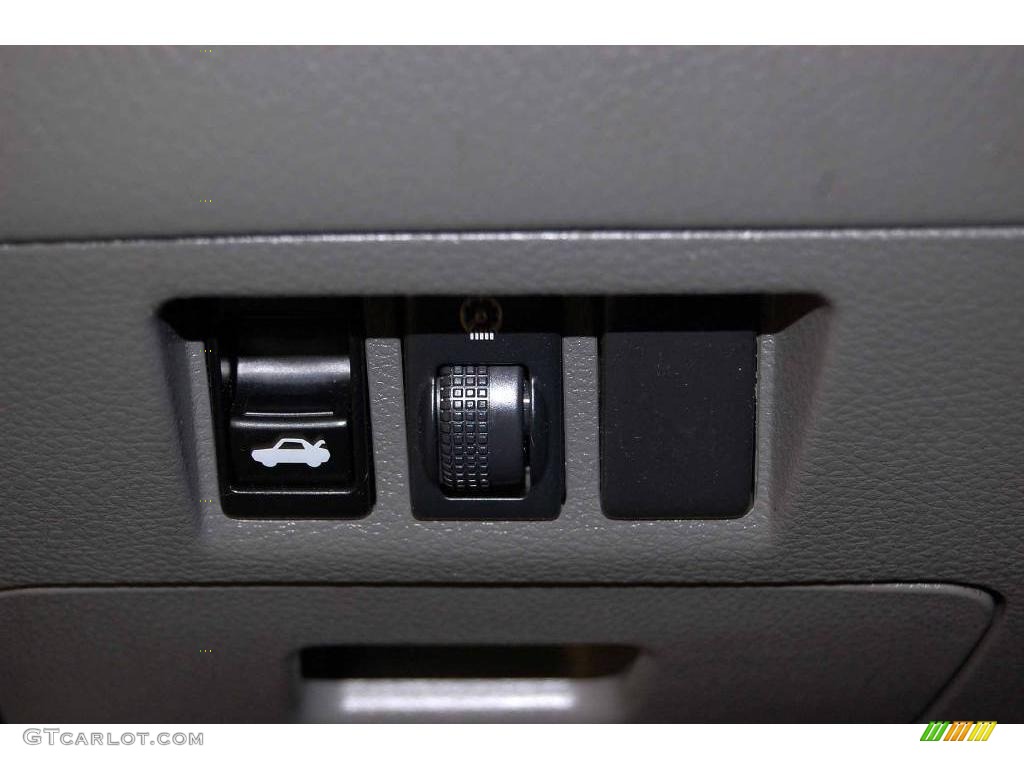 2006 Altima 2.5 S Special Edition - Super Black / Frost photo #31