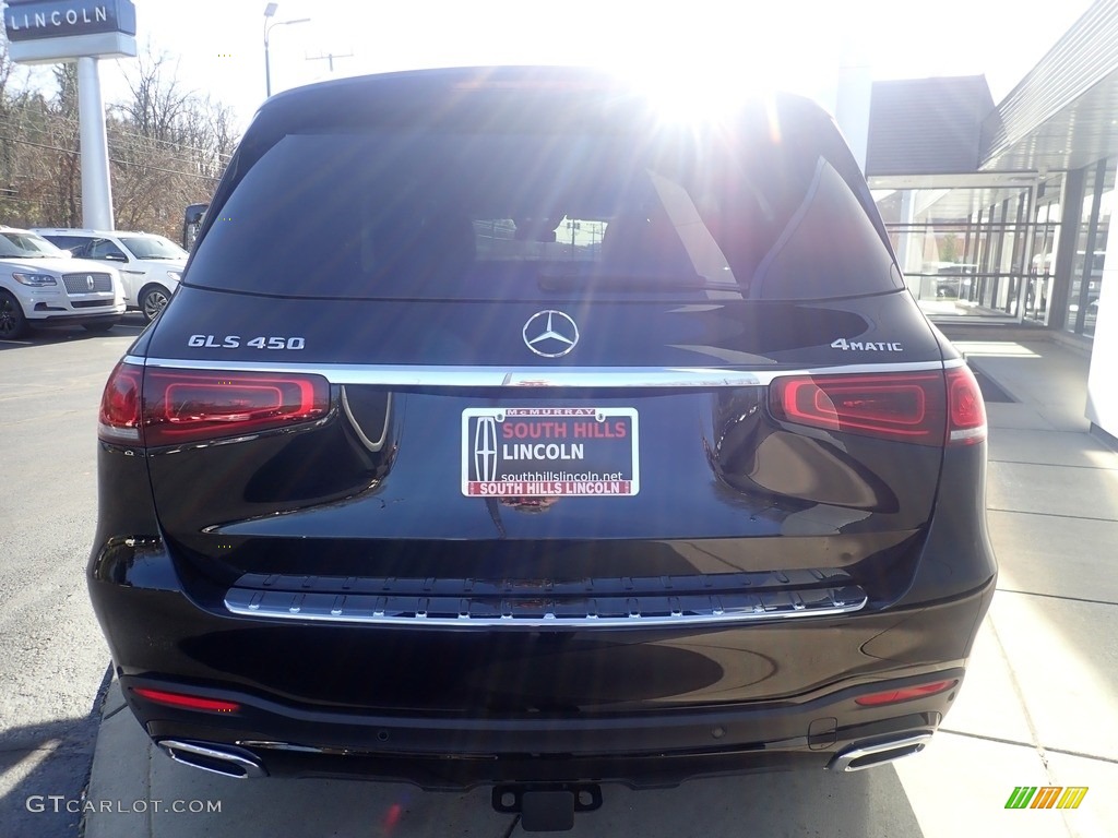 2022 GLS 450 4Matic - Black / Black photo #4