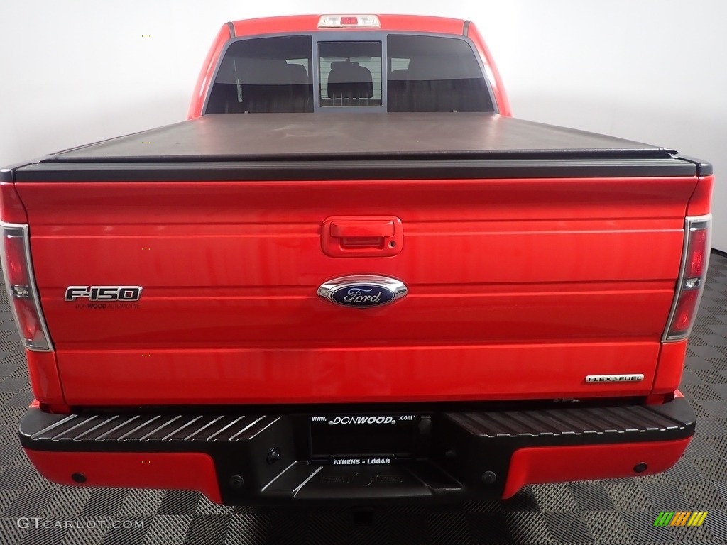 2011 F150 FX4 SuperCab 4x4 - Race Red / Black photo #12