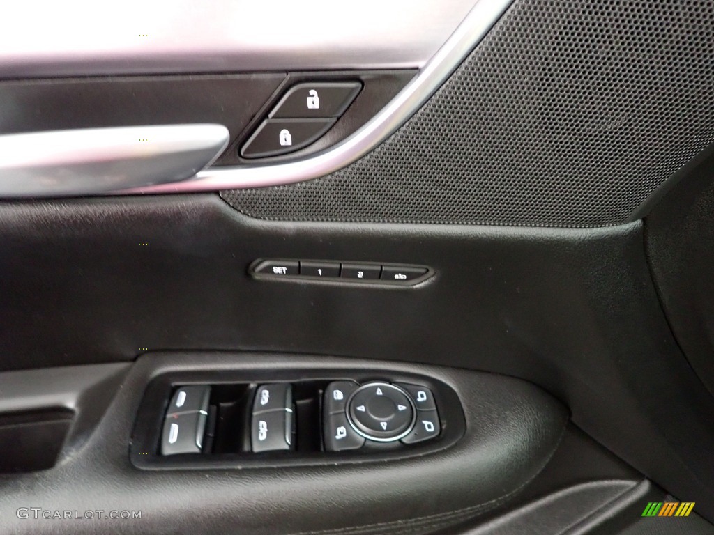 2019 XT5 Luxury AWD - Stellar Black Metallic / Jet Black photo #14