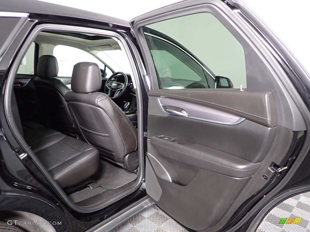 2019 XT5 Luxury AWD - Stellar Black Metallic / Jet Black photo #30