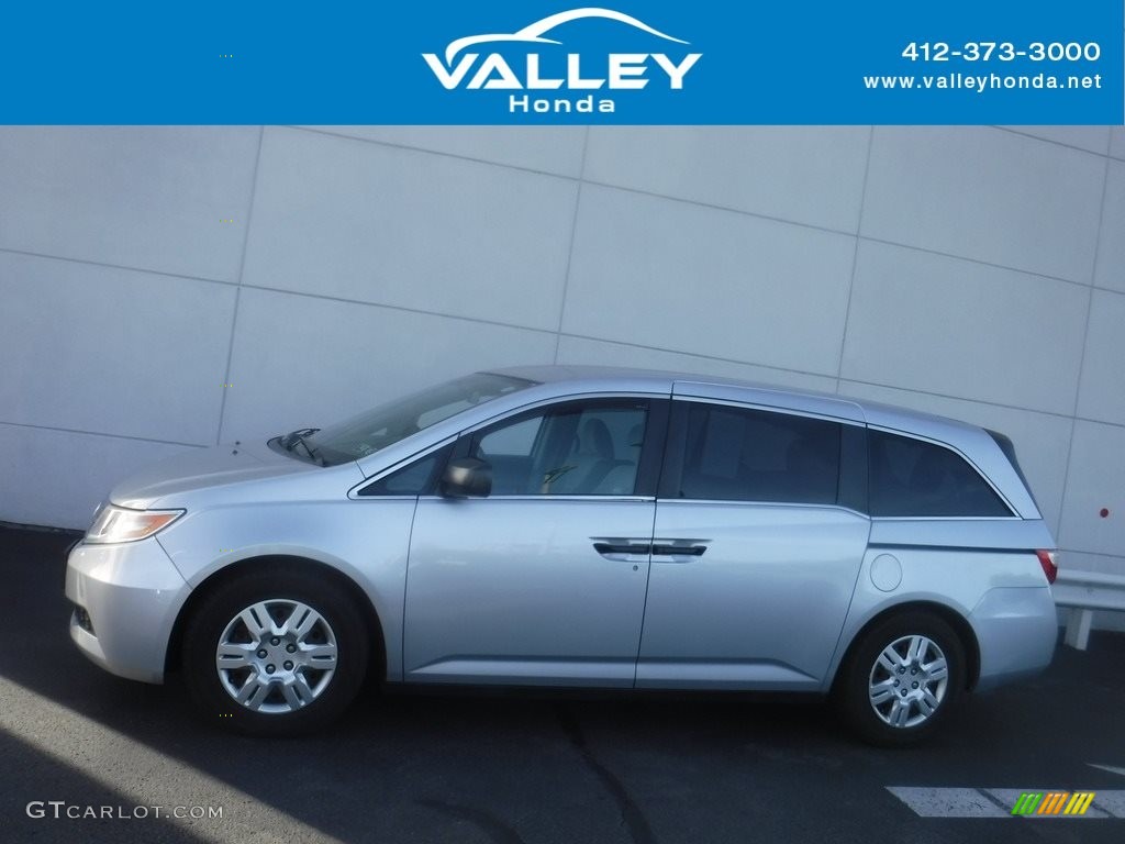 2012 Odyssey LX - Alabaster Silver Metallic / Gray photo #2