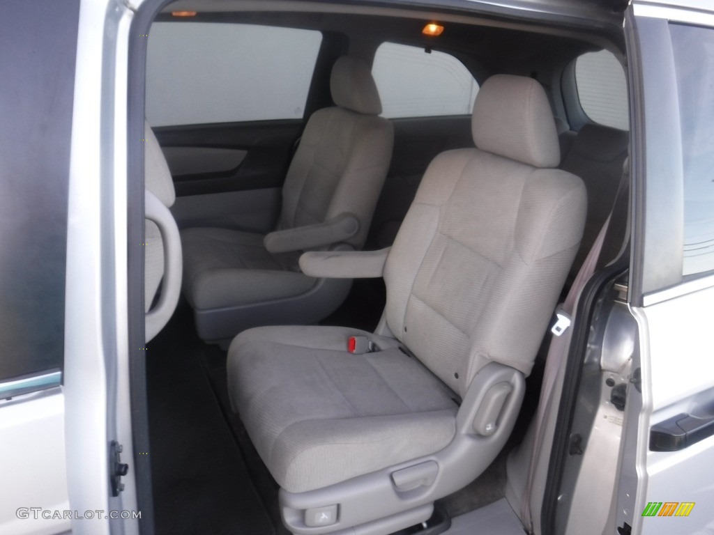 2012 Odyssey LX - Alabaster Silver Metallic / Gray photo #23