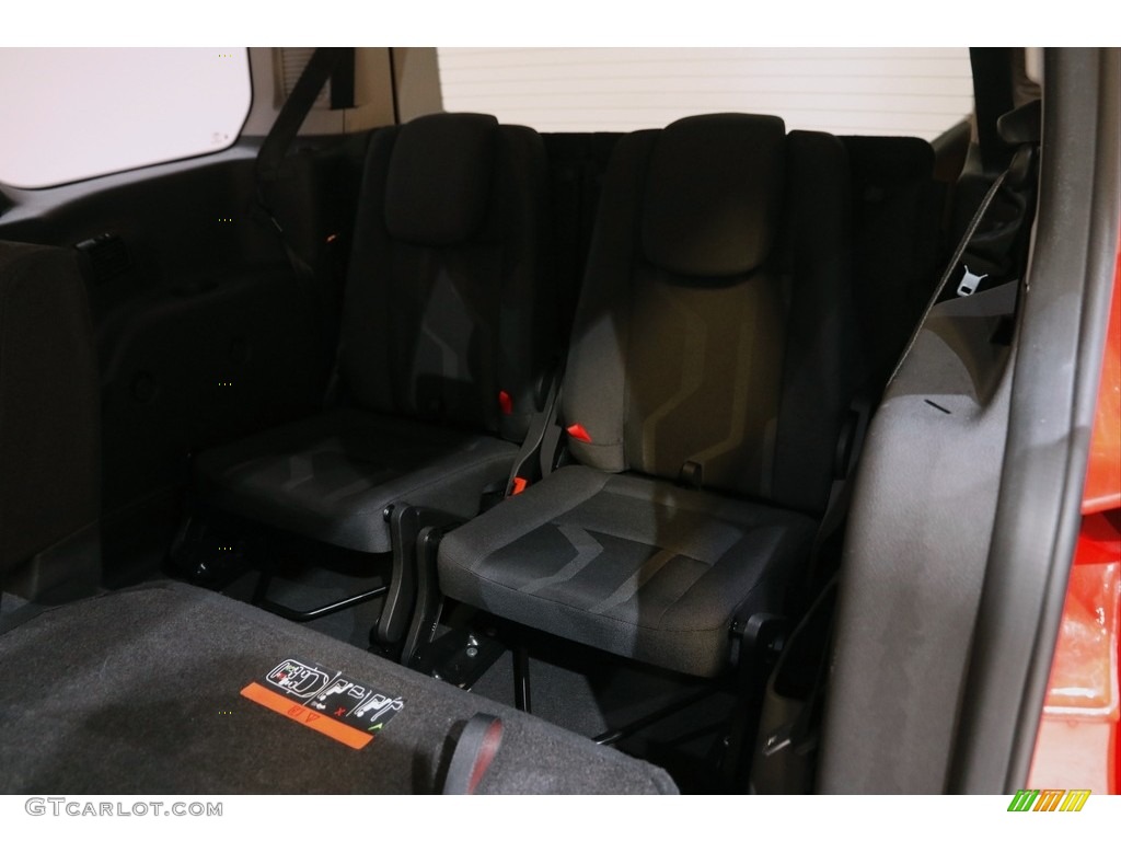 2018 Transit Connect XLT Passenger Wagon - Race Red / Charcoal Black photo #18