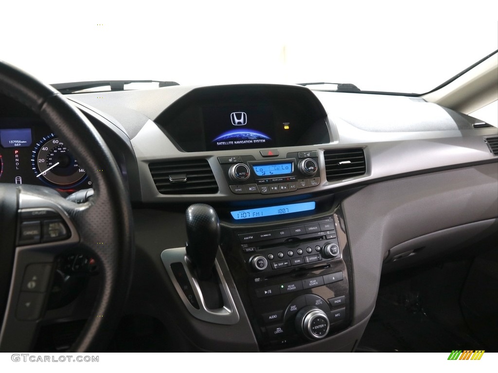 2012 Odyssey Touring - Polished Metal Metallic / Gray photo #9