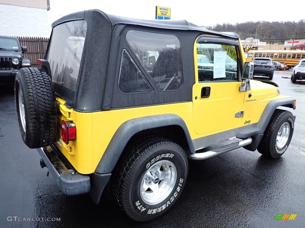 2002 Wrangler SE 4x4 - Solar Yellow / Agate Black photo #7