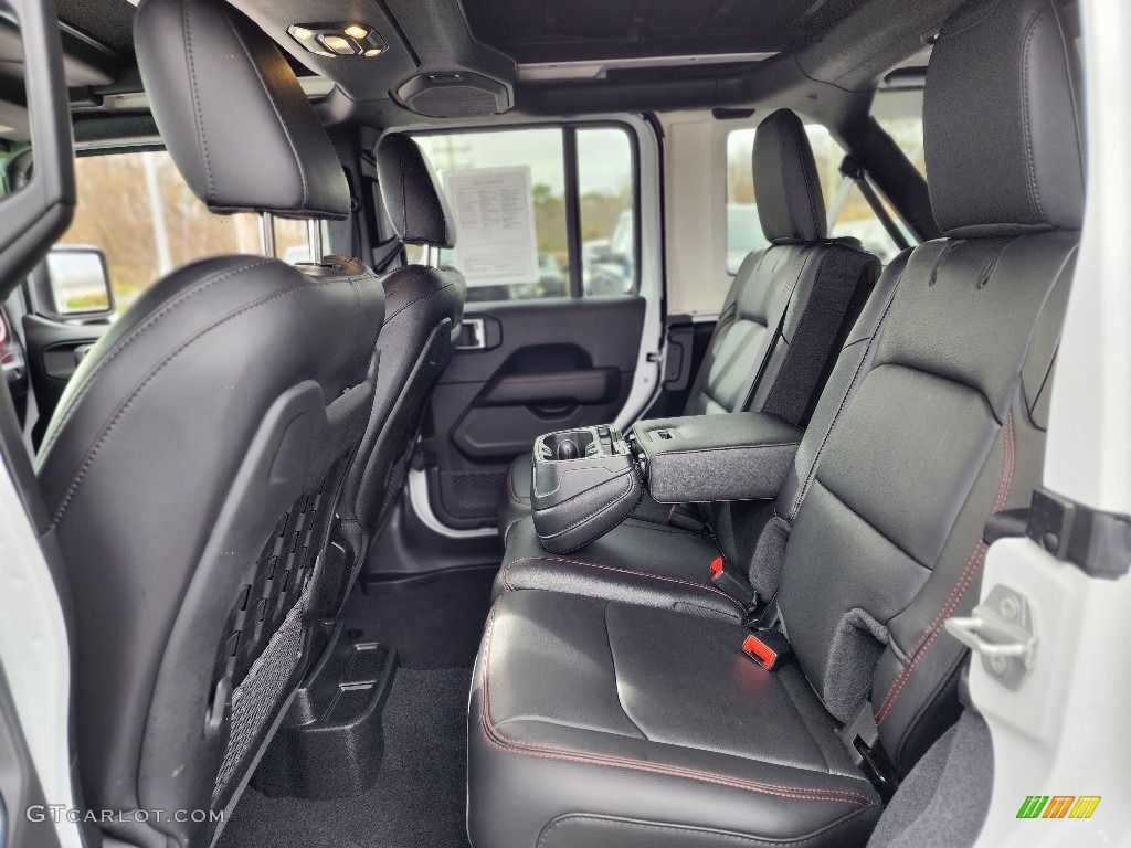 2022 Jeep Wrangler Unlimited Rubicon 4x4 Rear Seat Photo #145166054