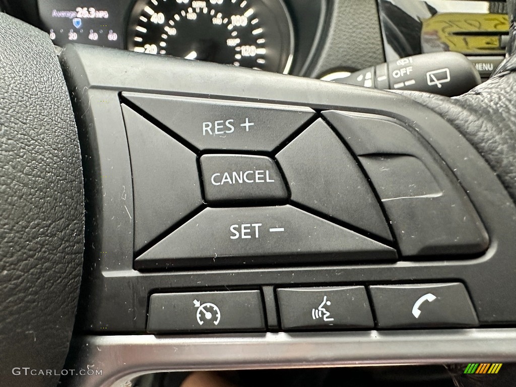 2018 Nissan Rogue SV AWD Steering Wheel Photos