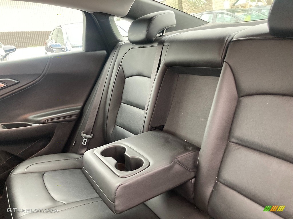 2018 Malibu LT - Silver Ice Metallic / Jet Black photo #31