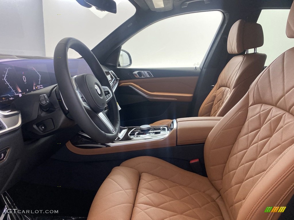 2023 BMW X7 xDrive40i Front Seat Photo #145173671