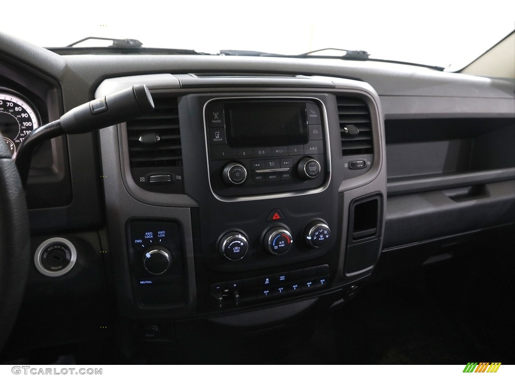 2018 Ram 2500 Tradesman Regular Cab 4x4 Controls Photo #145174895