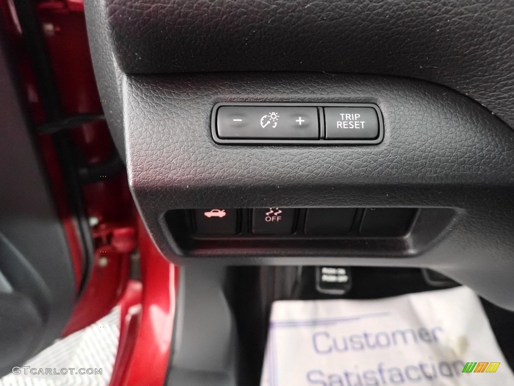 2017 Altima 2.5 SV - Cayenne Red / Charcoal photo #15