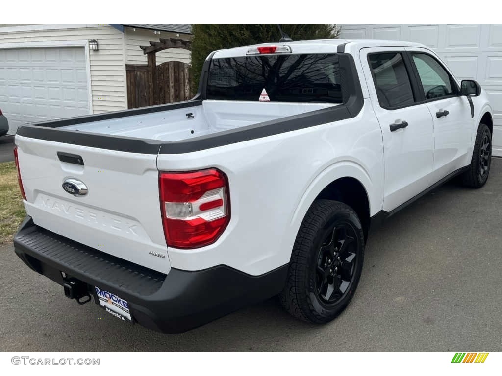 2022 Maverick XLT AWD - Oxford White / Navy Pier/Medium Dark Slate photo #8