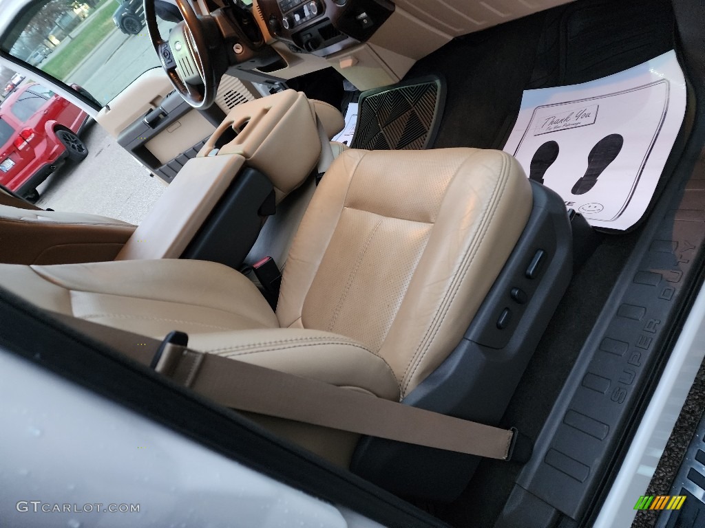 2012 F350 Super Duty Lariat Crew Cab 4x4 Dually - Oxford White / Adobe photo #25