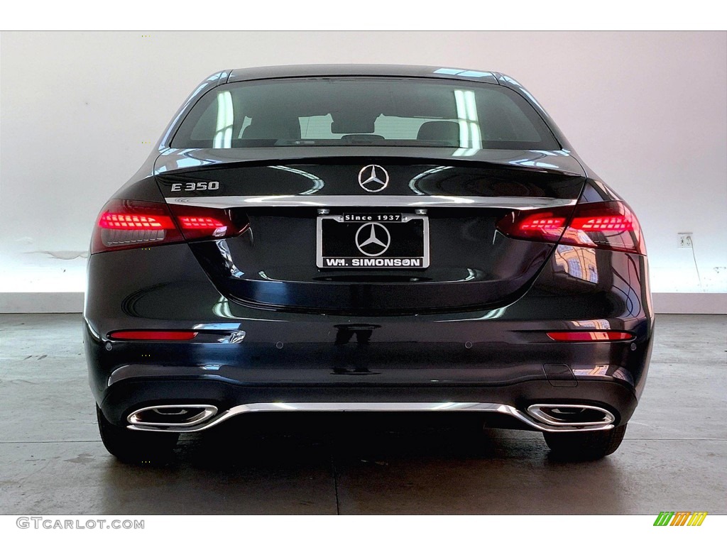 2023 E 350 Sedan - Graphite Gray Metallic / Black photo #3