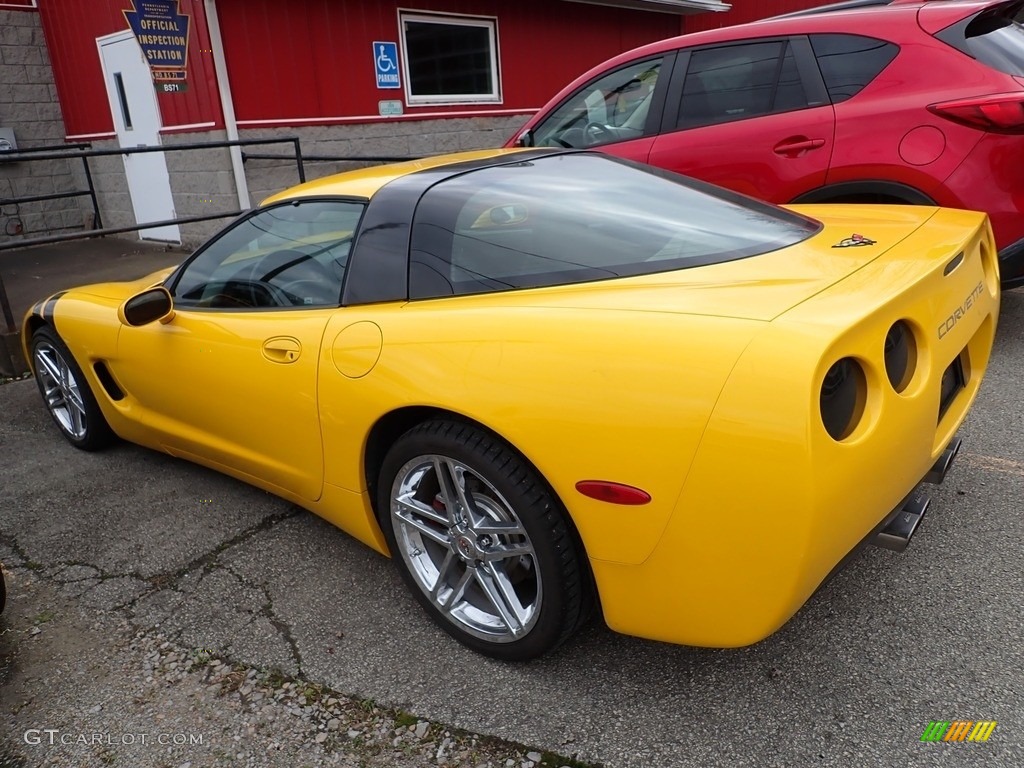 2002 Corvette Coupe - Millenium Yellow / Black photo #2