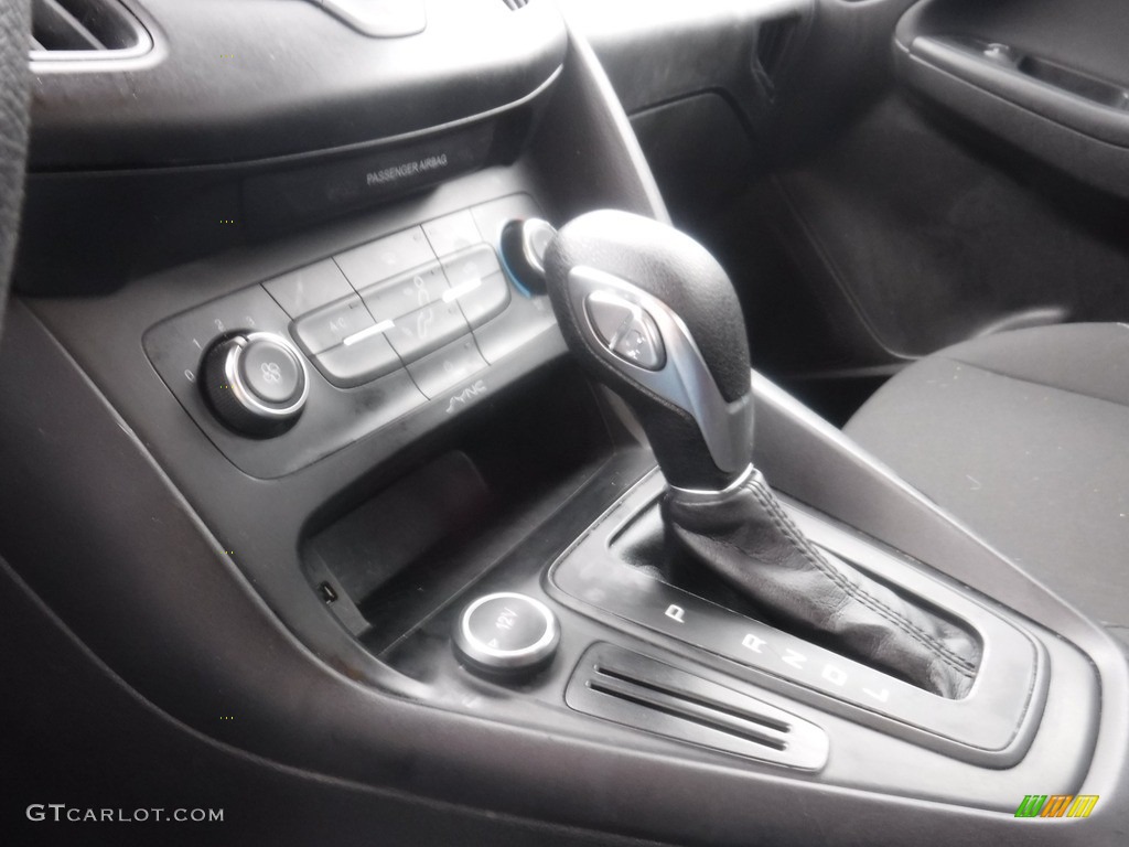 2016 Focus S Sedan - Ingot Silver / Charcoal Black photo #21