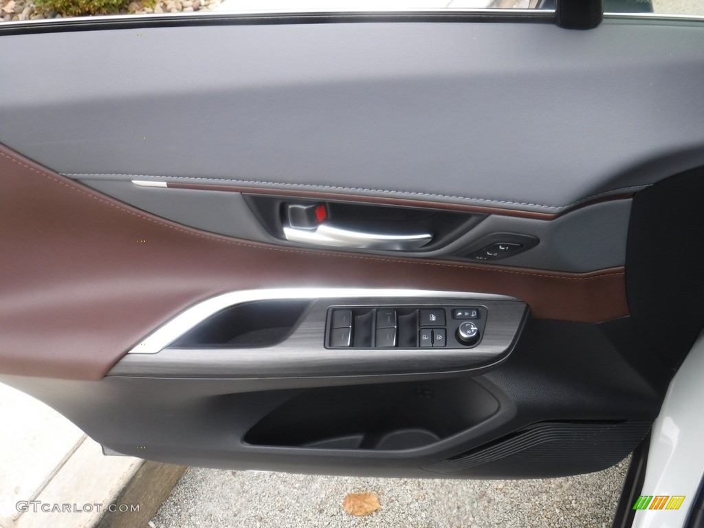 2021 Venza Hybrid XLE AWD - Blizzard White Pearl / Java/Black photo #24