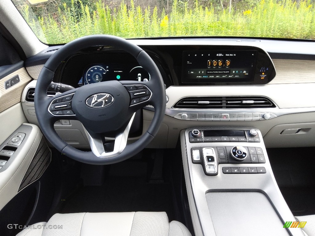 2022 Hyundai Palisade Limited AWD Dashboard Photos