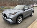 Moon Dust 2023 Toyota Highlander LE Exterior